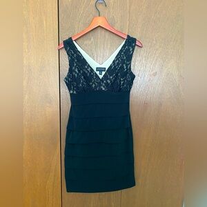 EnFocus Stretch Black Cocktail Dress with Lace Neckline Women’s Petite Size 4